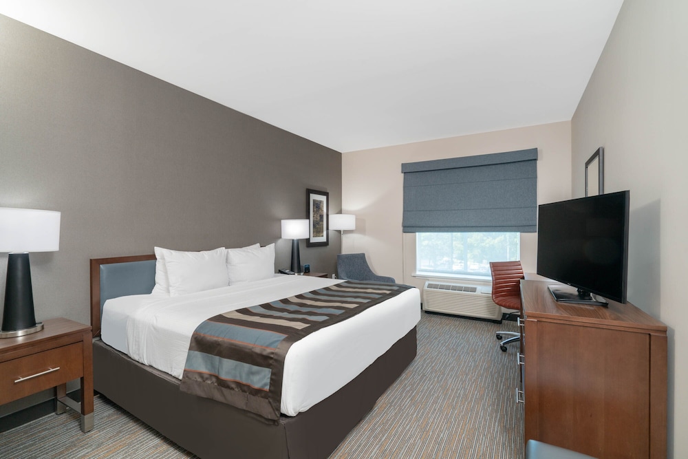 Courtyard by Marriott Seattle SeaTac Airport 13/49