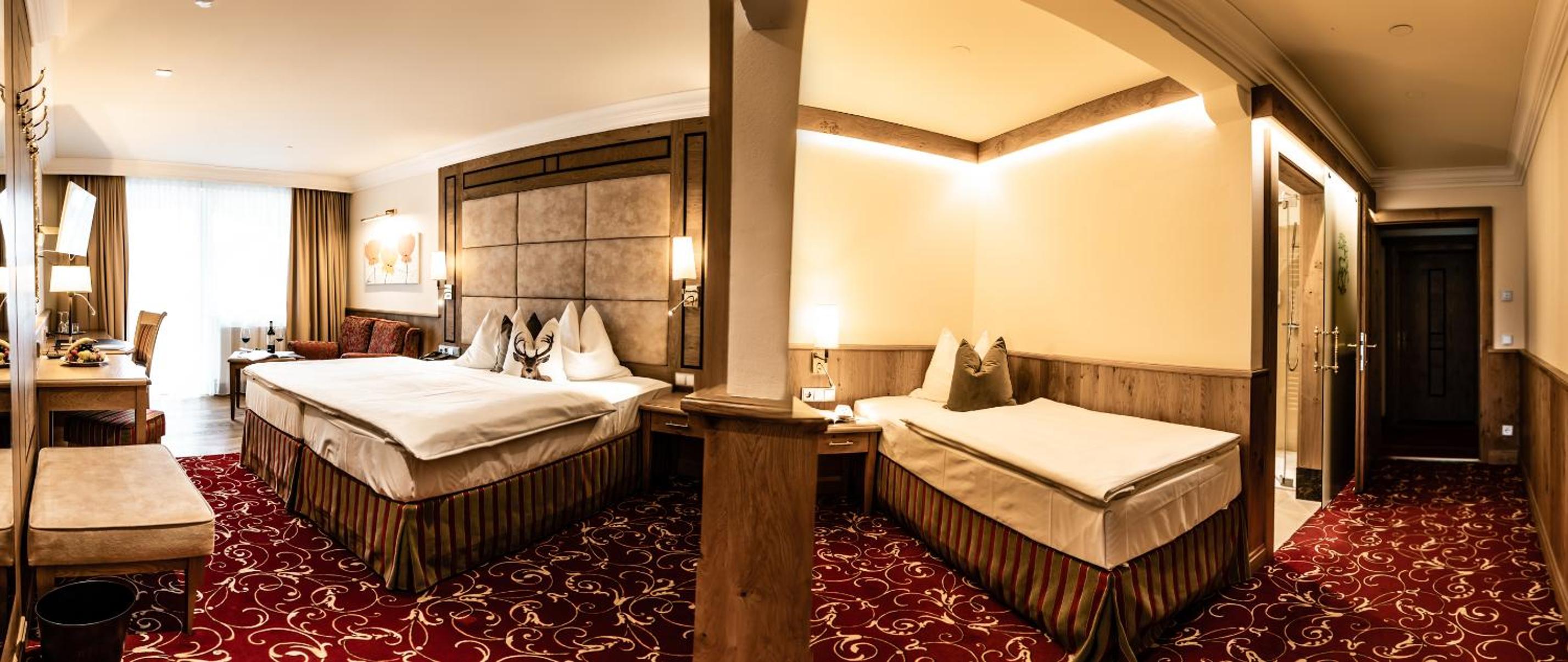Room, Triple, Street View، Hubertushof 6/8