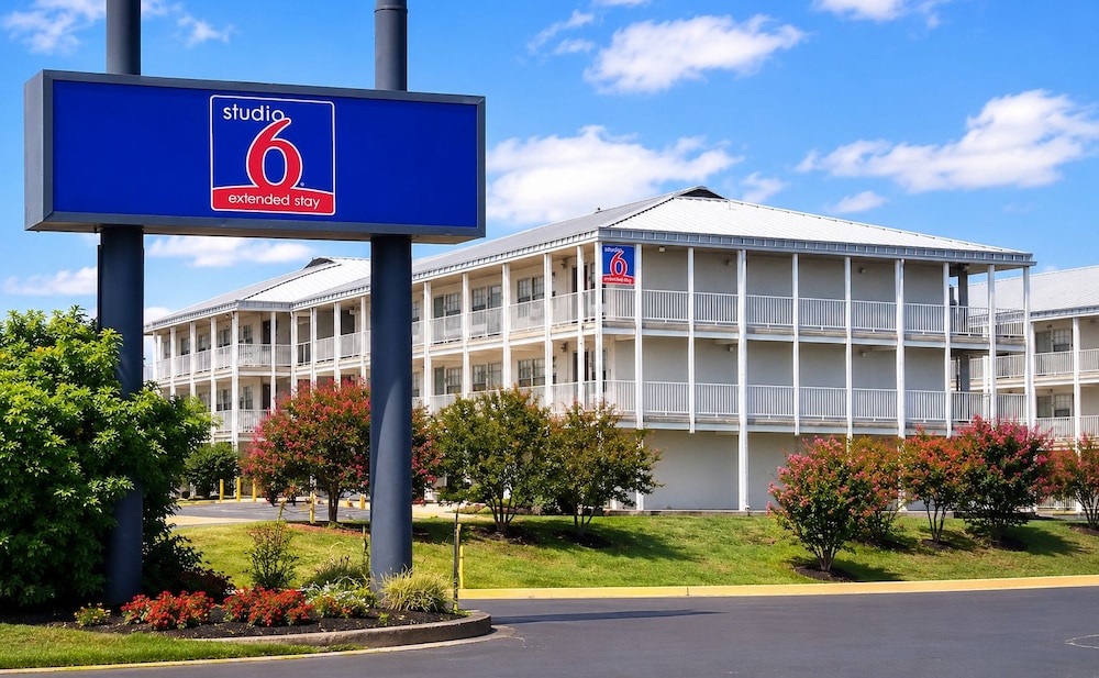 Studio6 San Antonio, TX - Lackland AFB in SAN ANTONIO - TX