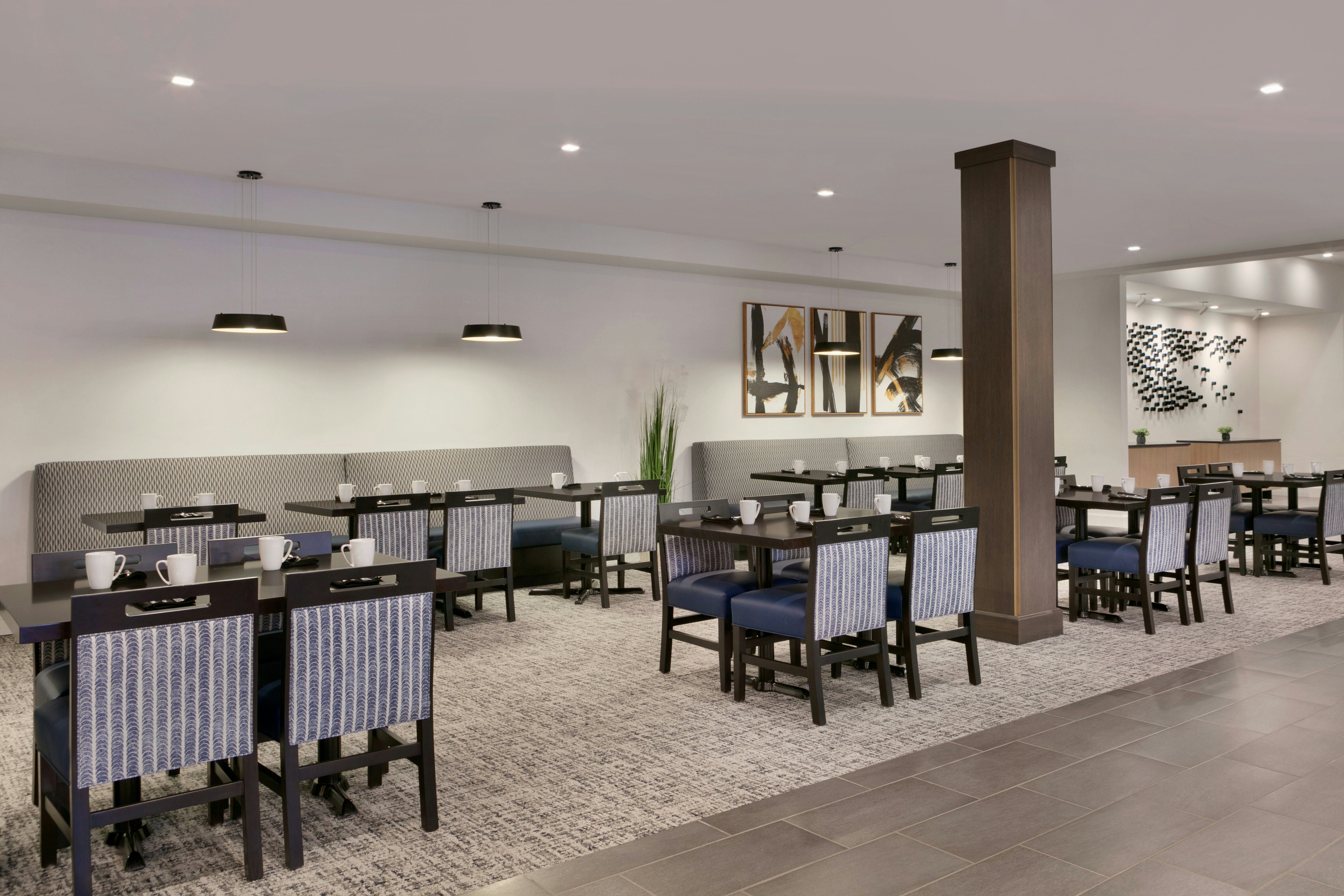 Doubletree By Hilton Canton Downtown 20/30