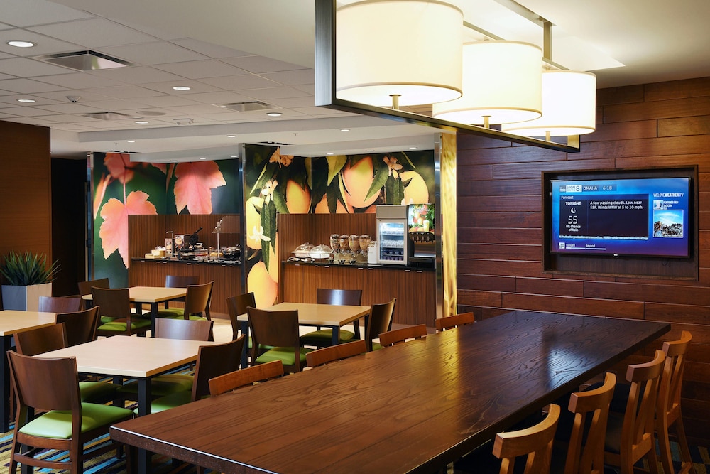 Fairfield Inn Suites Omaha West 33/52