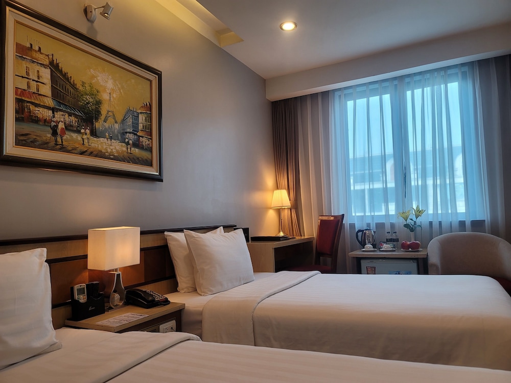 Luxeden Hotel 23/65