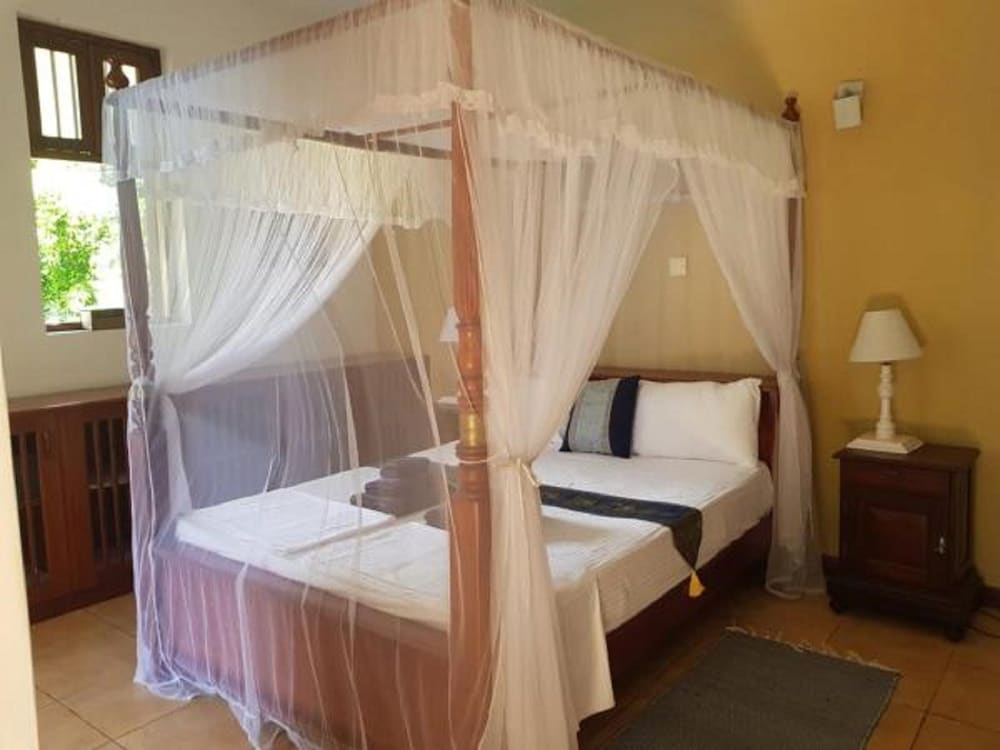 1 BEDROOM, FAMILY SUITE, GARDEN VIEW, KITCHEN