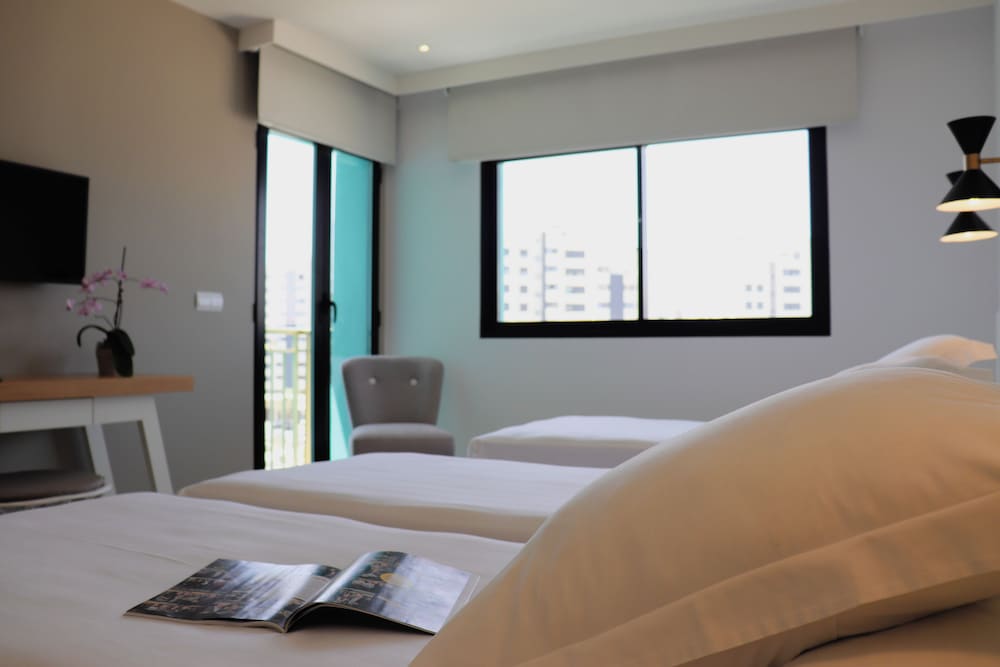 غرفة قياسية بسرير مزدوج، Almirante Hotel 3/7