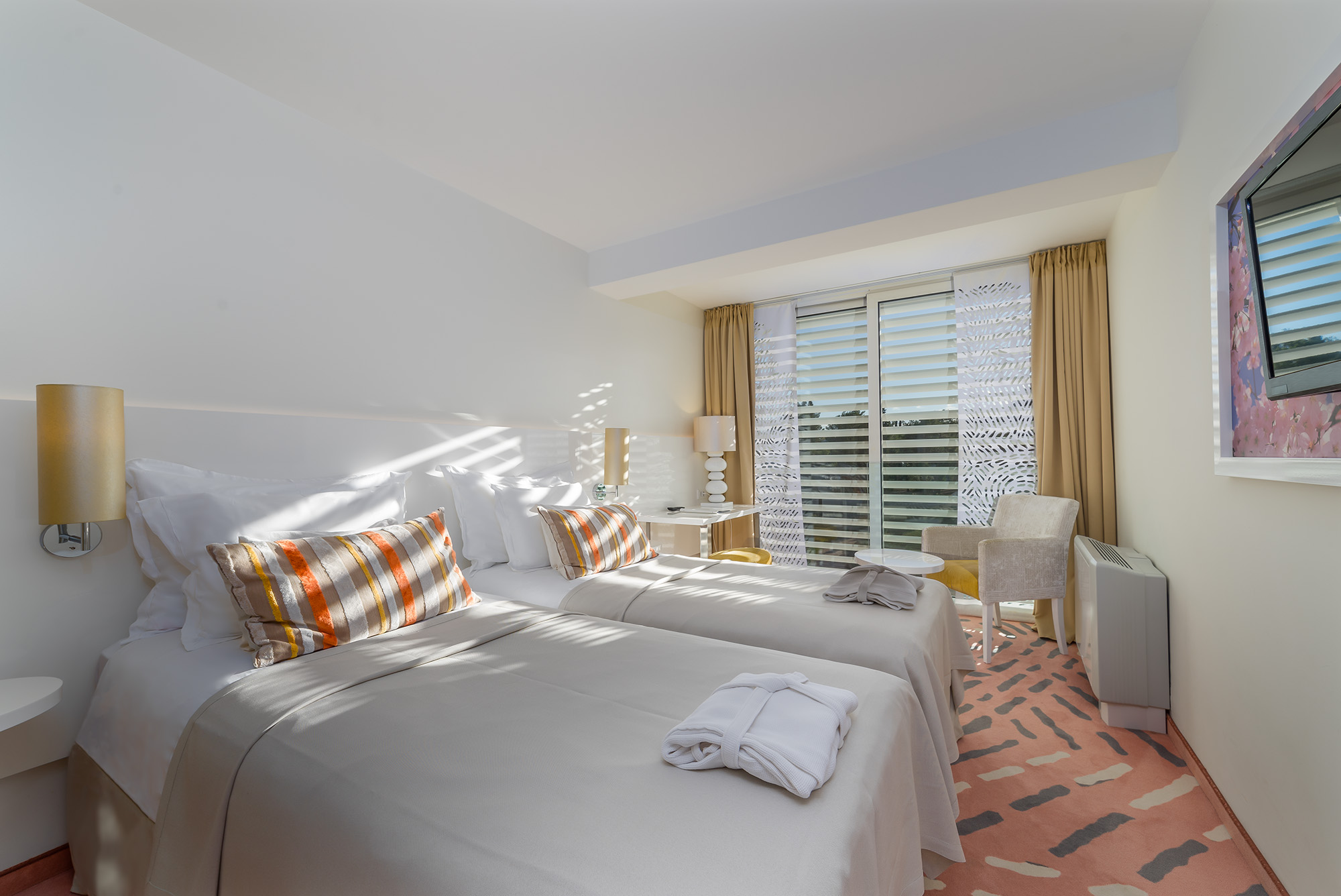Room, Single, Double or Twin Bed, Bay View, French Balcony