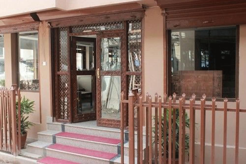 Hotel Everest Nepal 6/64