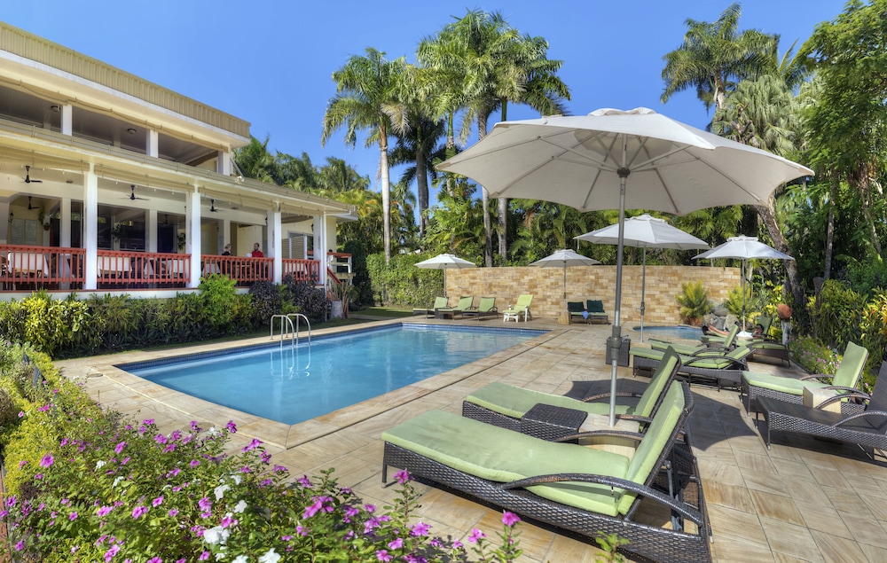 Bedarra Beach Inn 29/35