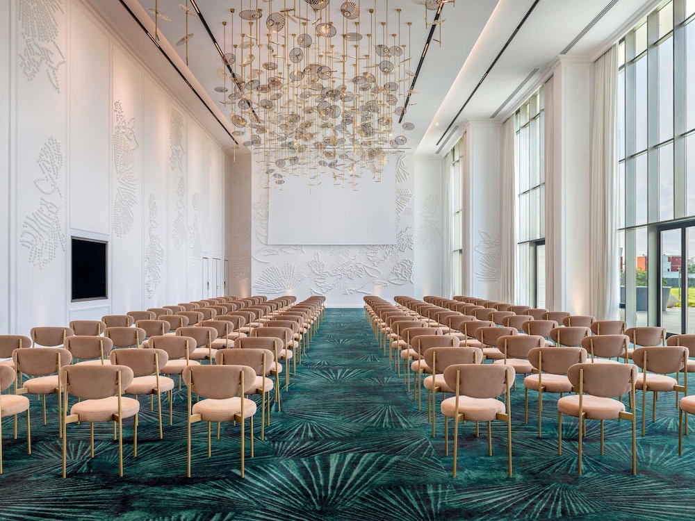 Sofitel Cotonou Marina Hotel 58/69