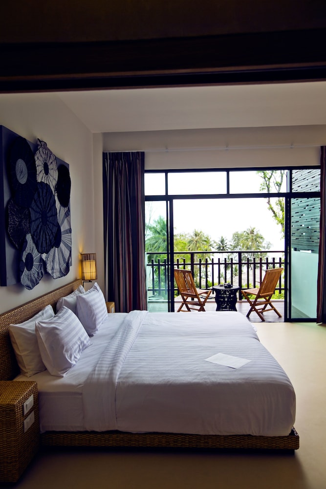 Ajinta Resort 6/50