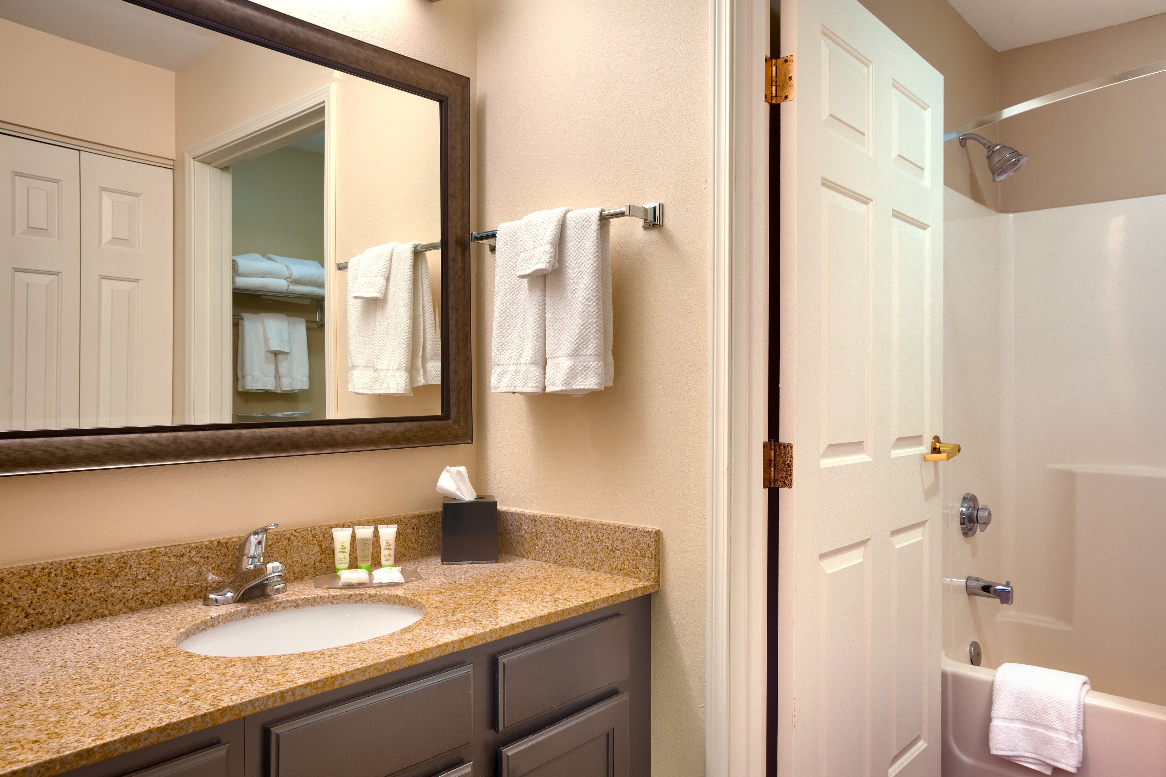 Staybridge Suites Peoria Downtown 34/34