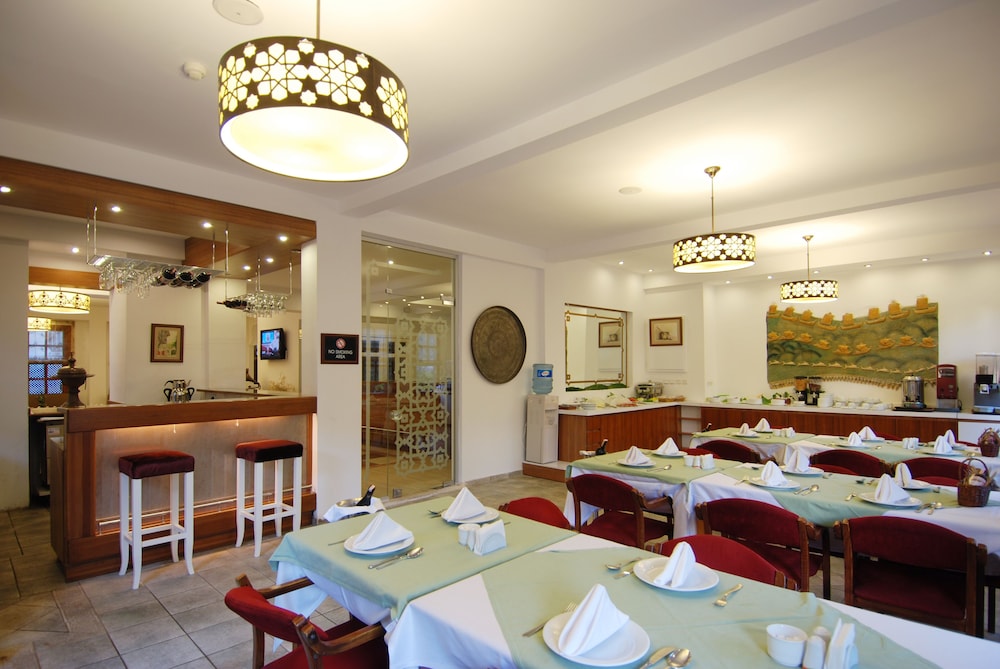 Argos Hotel - Adults Only 66/75
