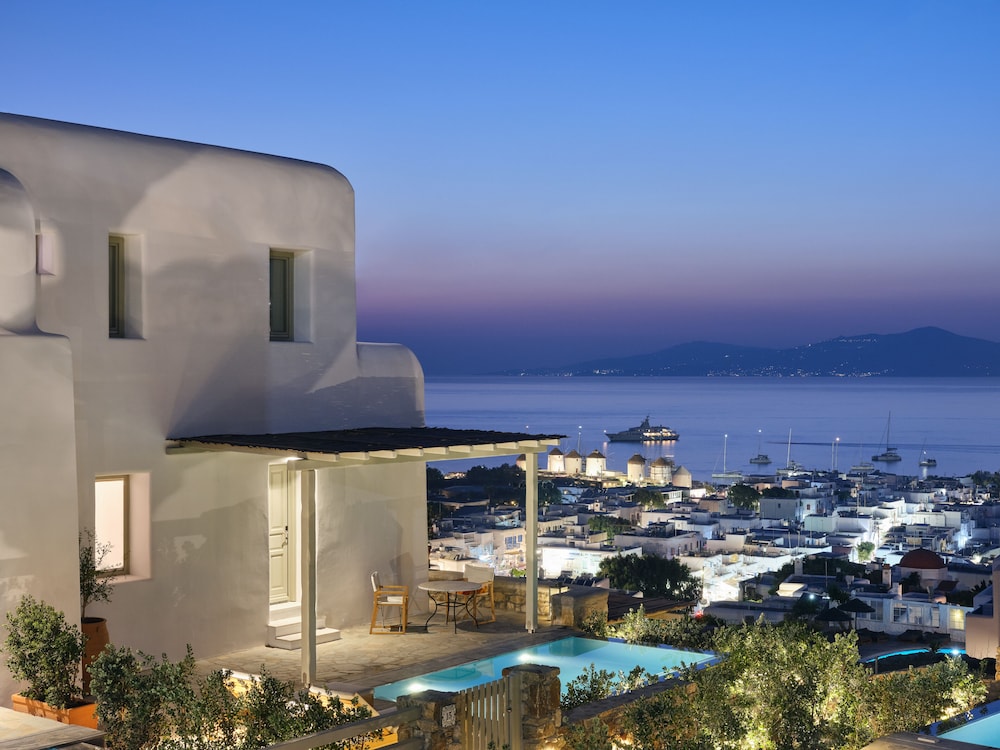 Belvedere Hilltop Rooms & Suites - The Leading Hotels of the World 54/59