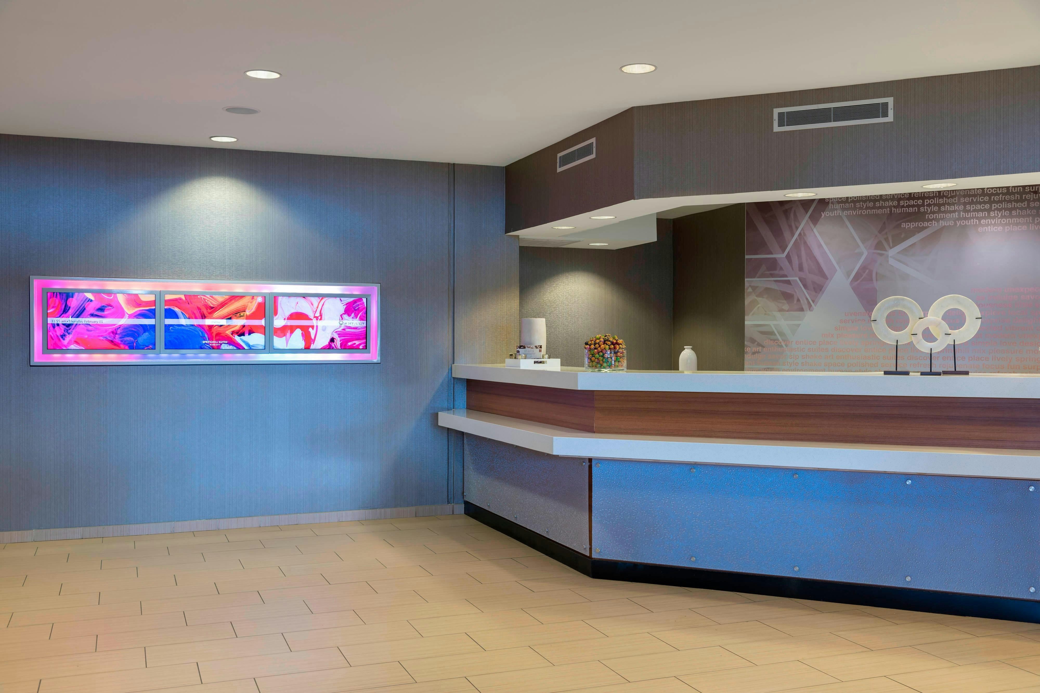 Springhill Suites Grand Rapids North 2/16