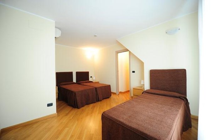 CORVETTO RESIDENCE PORTO DI MARE HOTEL 24/38