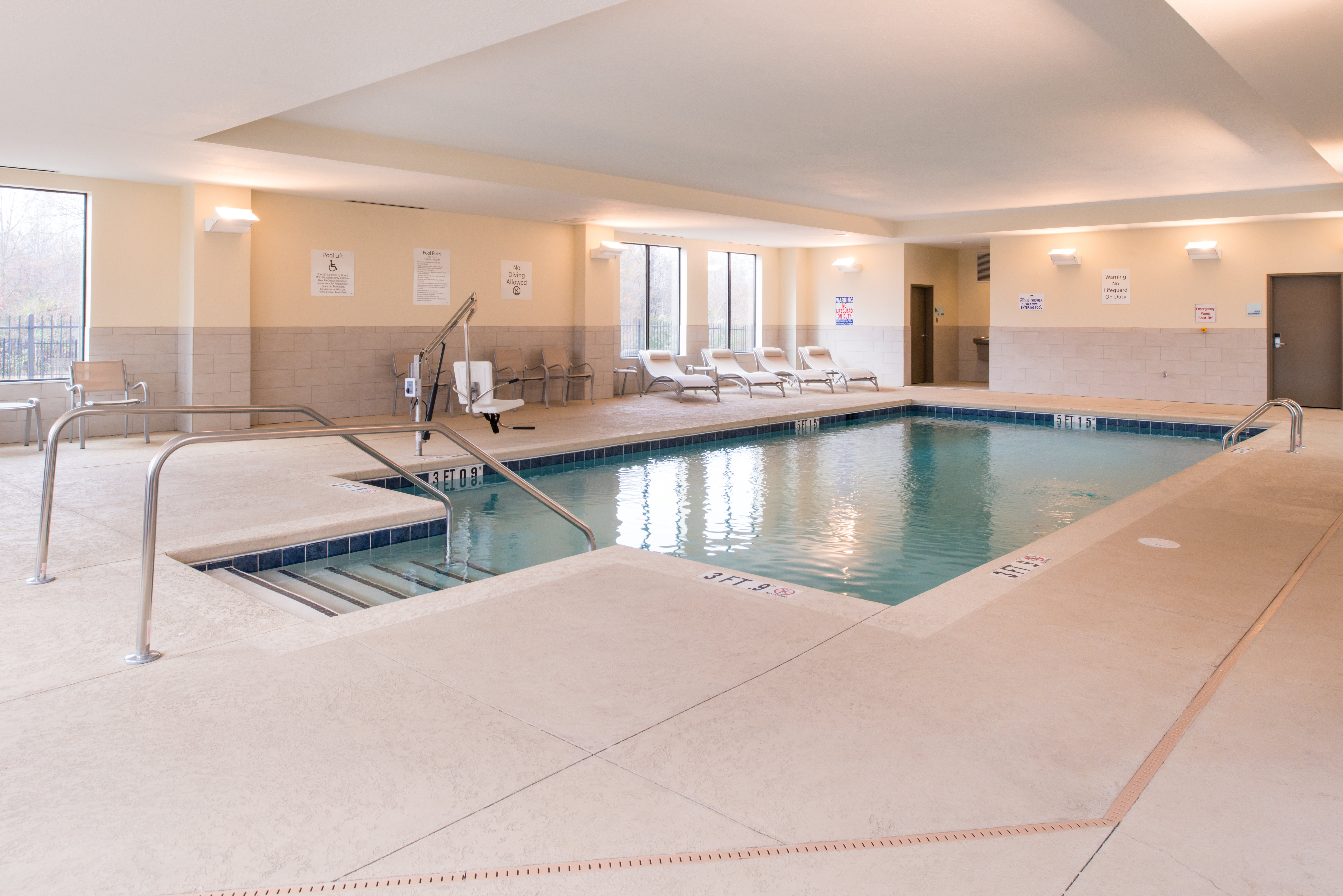 Holiday Inn Express Suites Monroe 40/58
