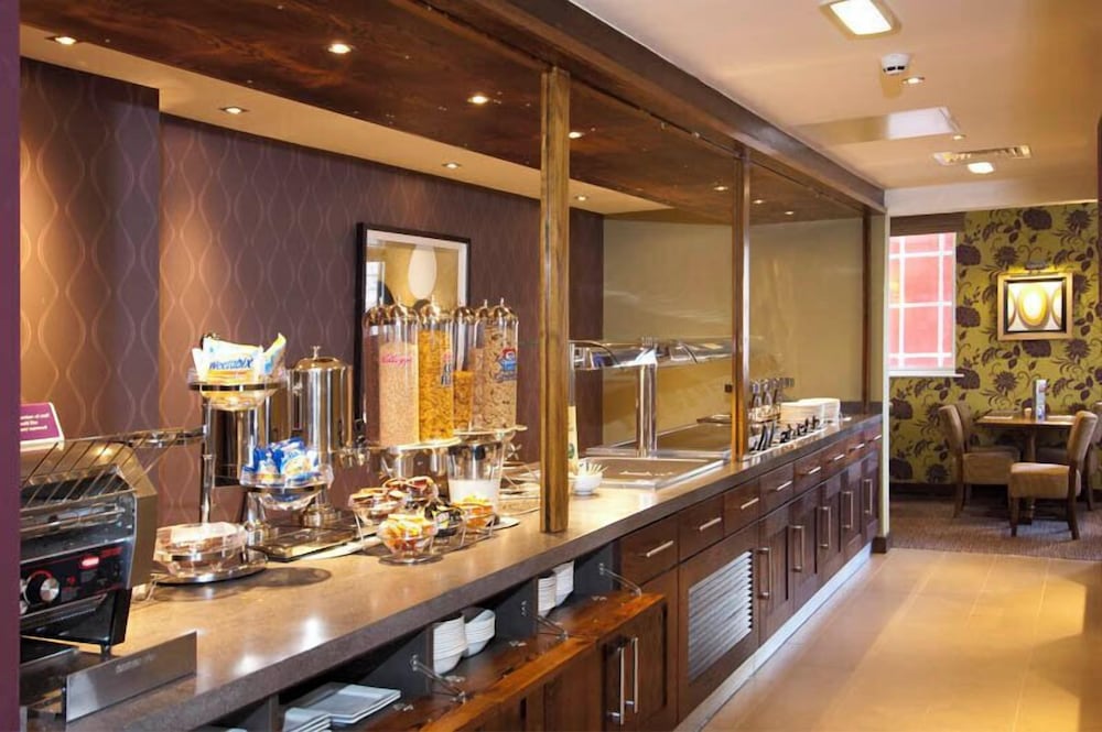 Premier Inn Coventry City (Earlsdon Park) 36/59