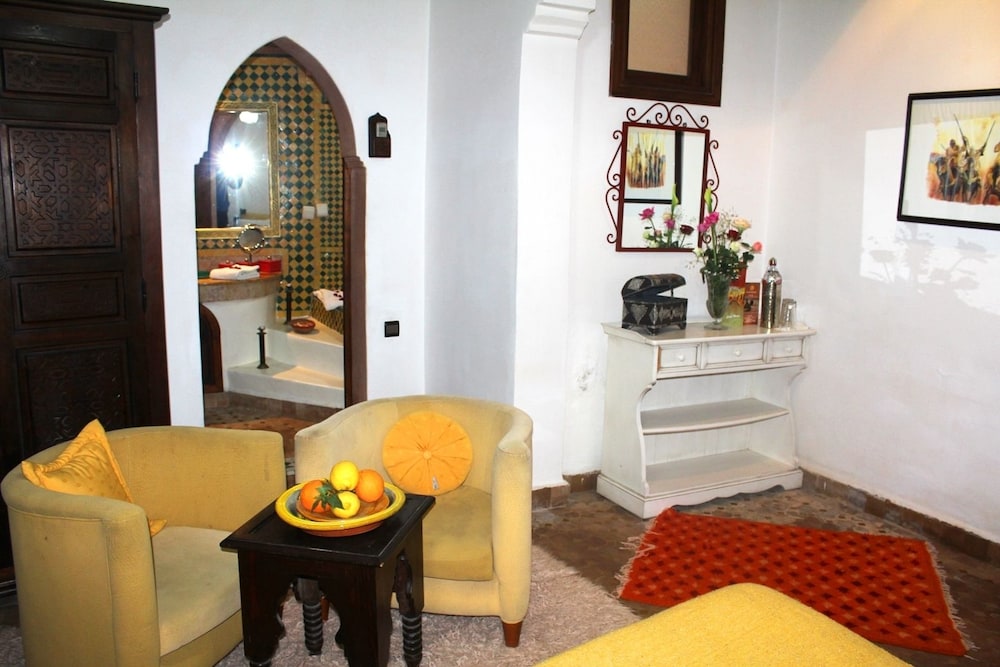 Riad Alida 27/50