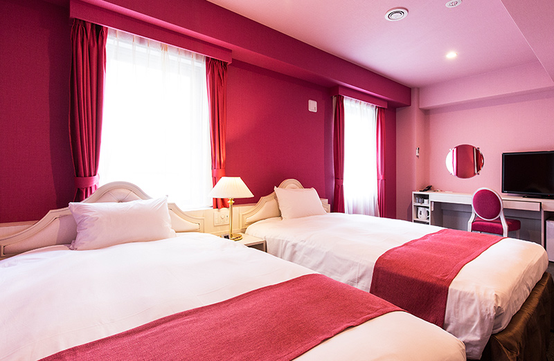 Deluxe, Twin Beds, South Wing
