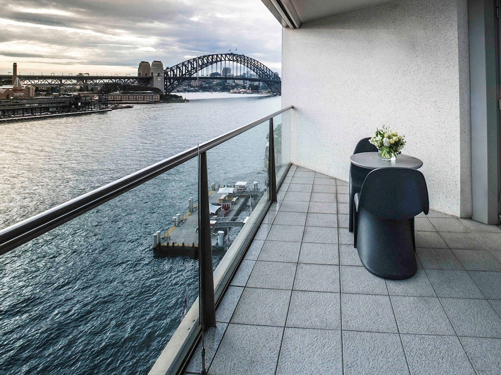 Pullman Quay Grand Sydney Harbour 36/72