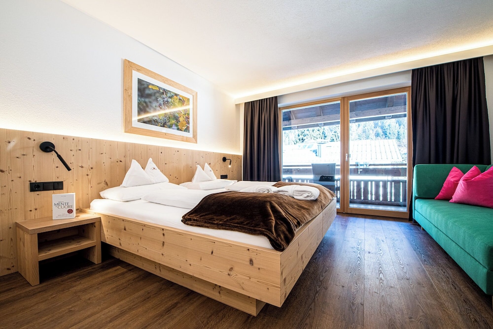 Alphotel Stocker 12/39