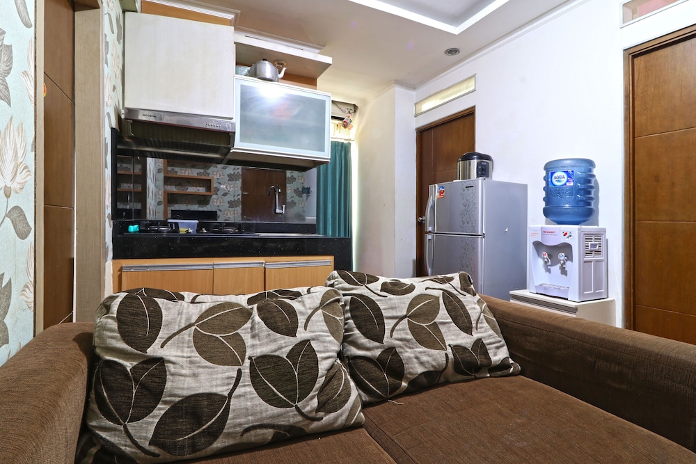 Inkubus Gateway Apartment Ahmad Yani by ZUZU 3/24