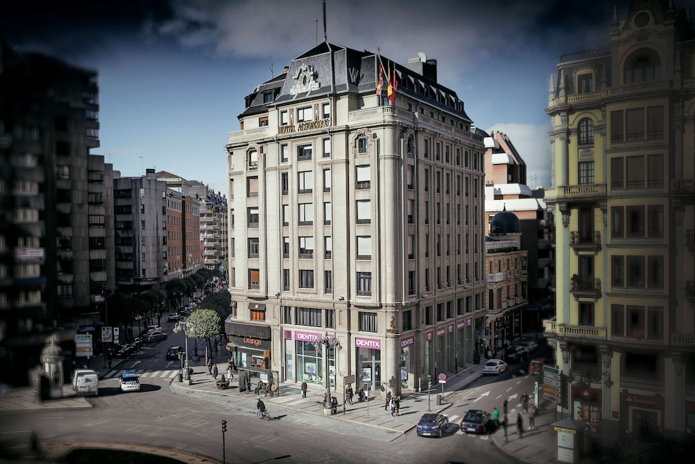 Occidental Leon Alfonso V 2/24