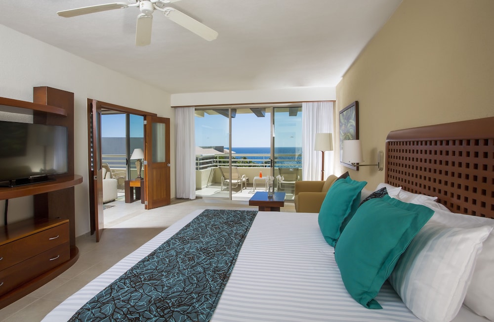 GR Solaris Lighthouse Los Cabos 28/73