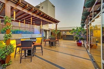 THE ASHTAN SAROVAR PORTICO 34/37