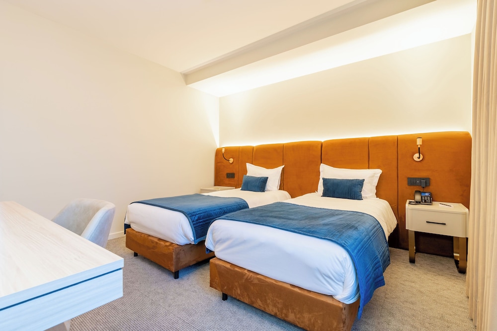 The Liman Hotel 12/50