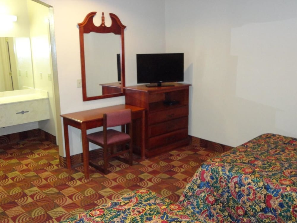 Budget Inn 22/50