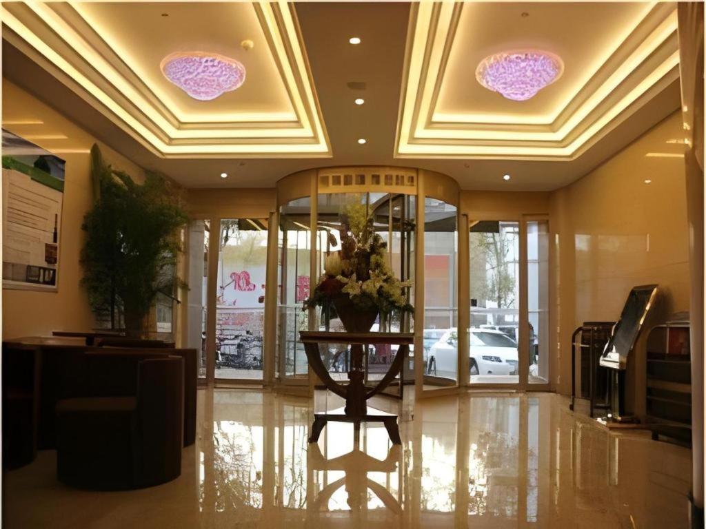 GreenTree Inn Jinan Quancheng Hotel 18/43
