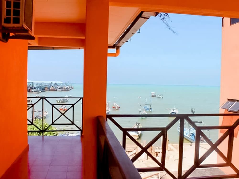 Hotel & Chalet Sportfishing Pnk Teluk Bahang 26/54