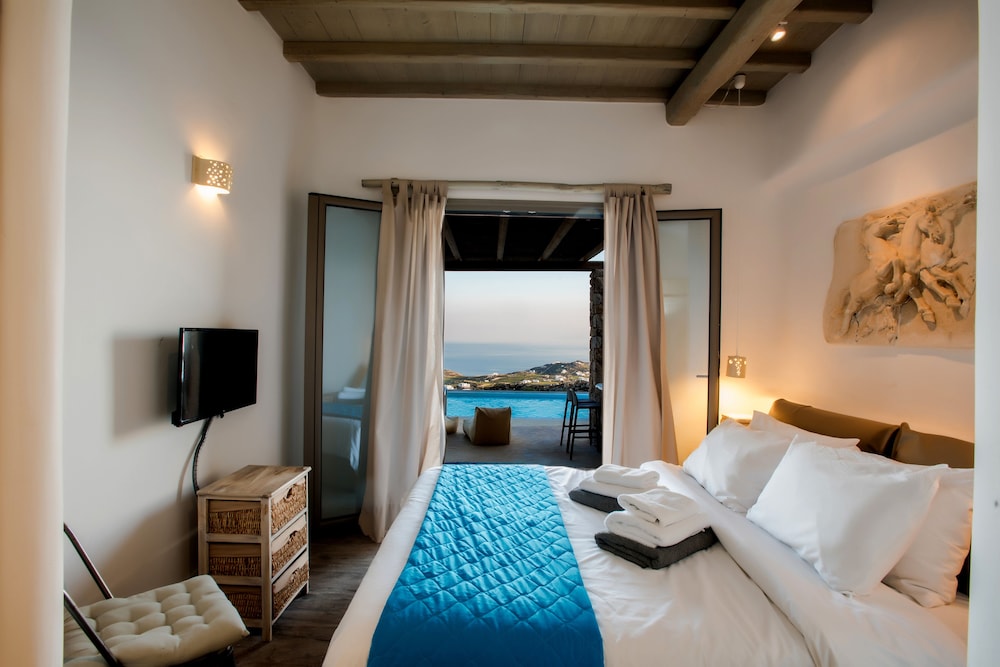 Amallini Suites 13/50