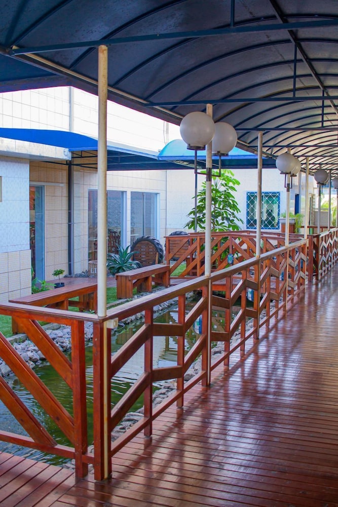 Eco Hotel 42/50