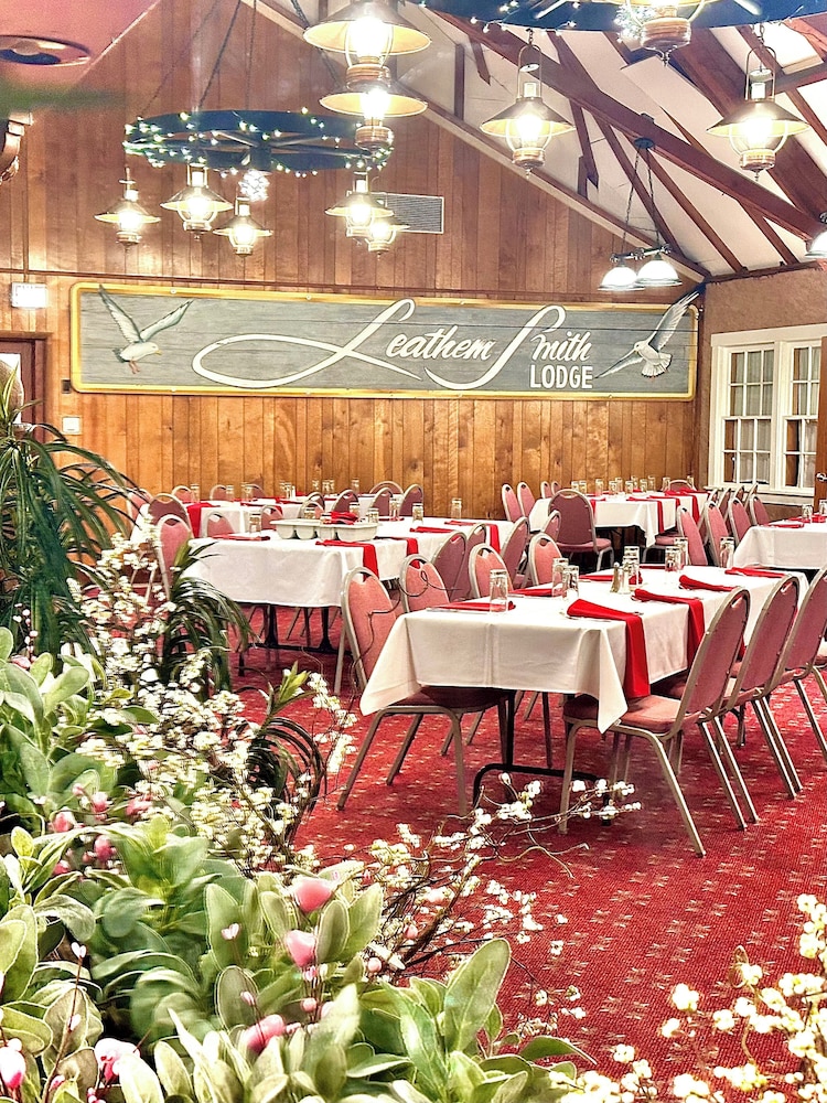 Lodge at Leathem Smith 4/61