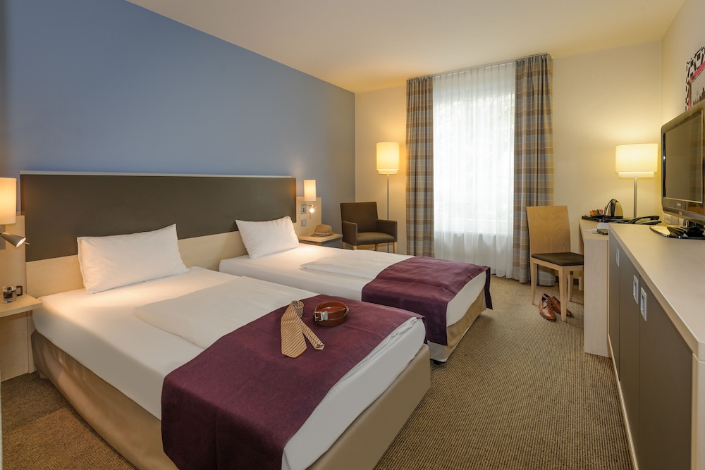 STANDARD, SINGLE BED