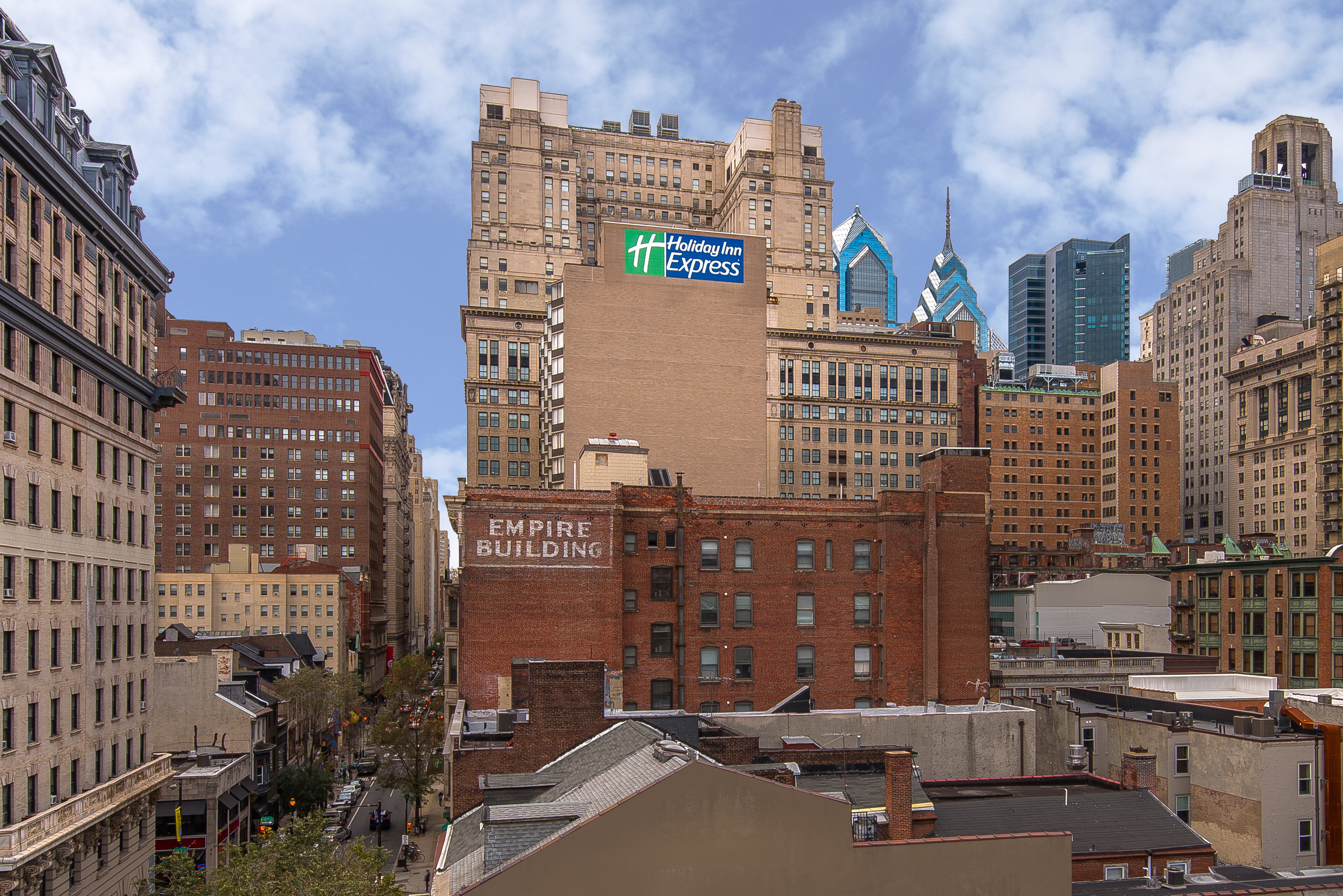 Holiday Inn Express Philadelphia-Midtown 72/77