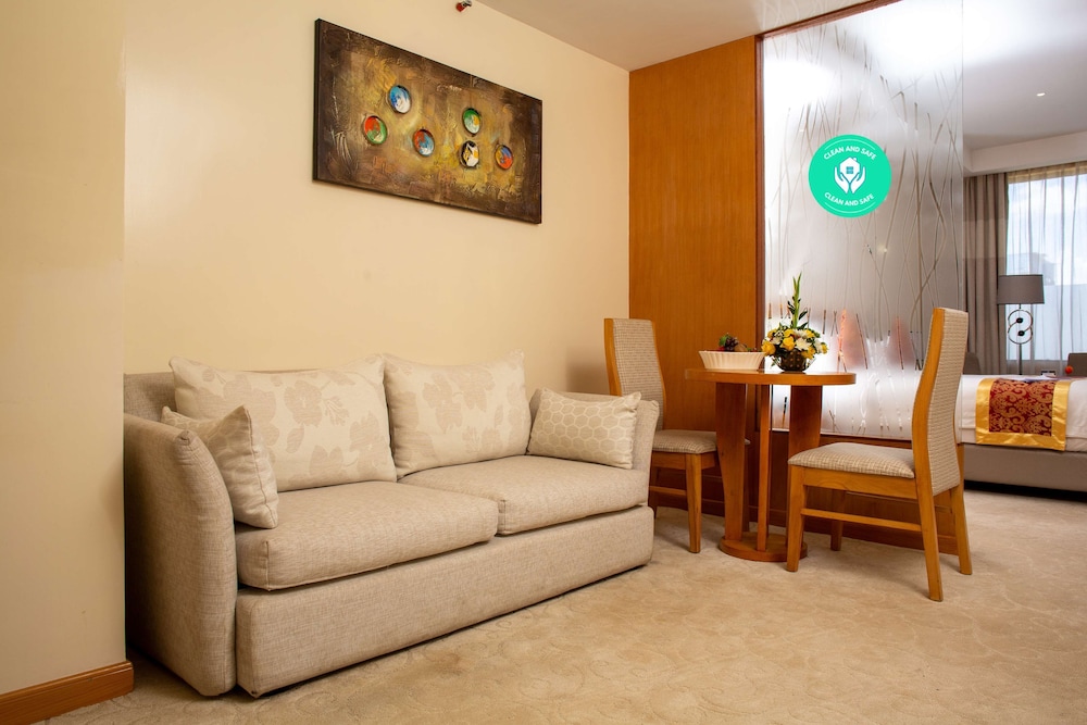 Golden Tulip Westlands Nairobi 48/75