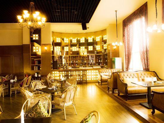 Romantic Hotel 37/41