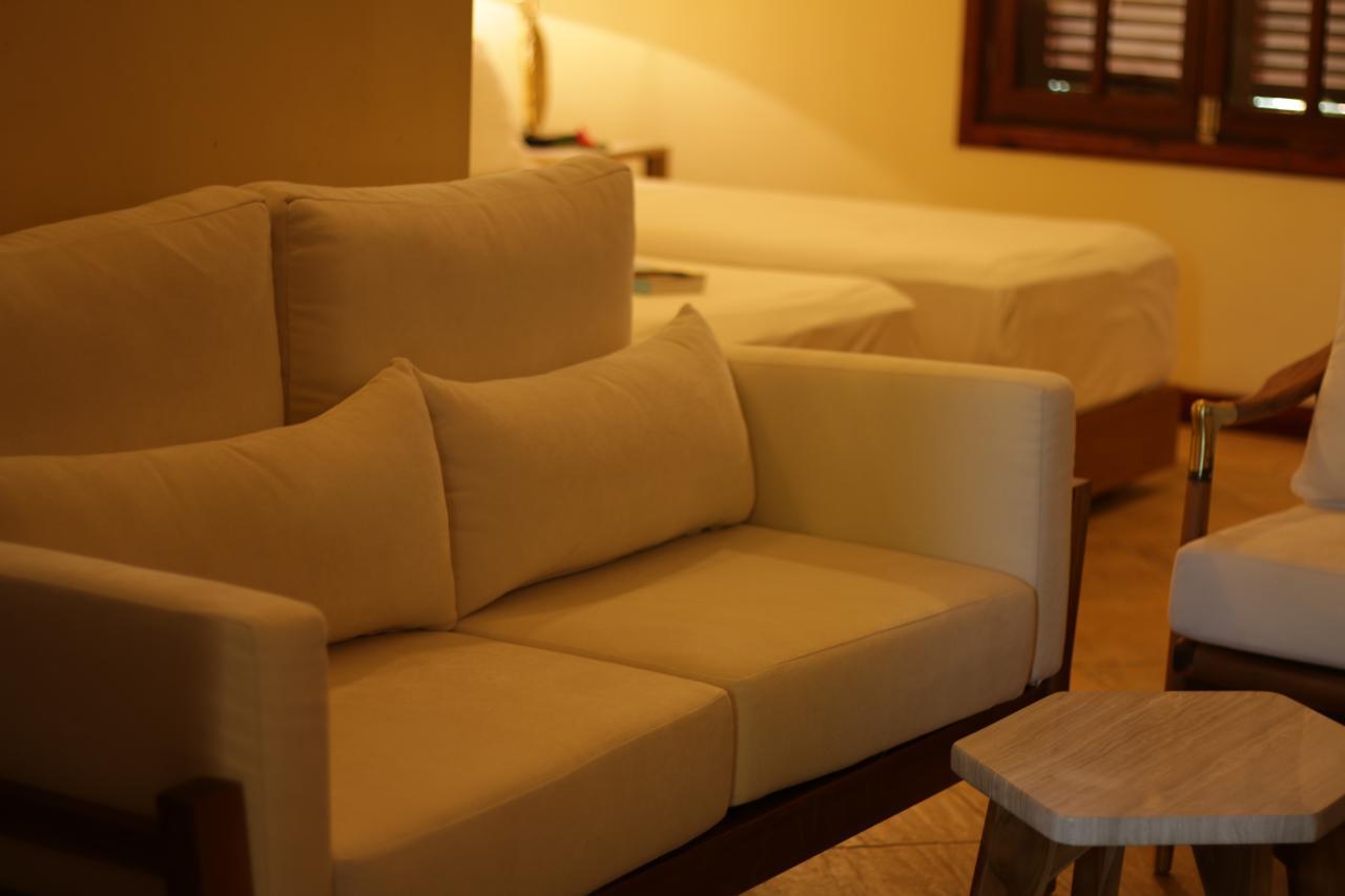 Castello Beach Hotel 26/28