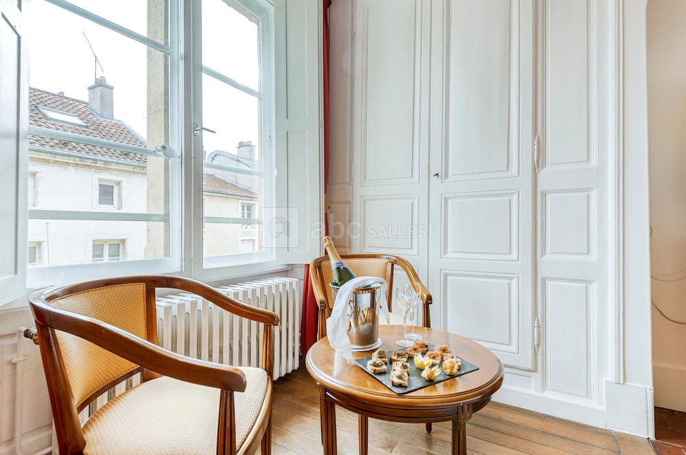 Hotel D haussonville 16/41
