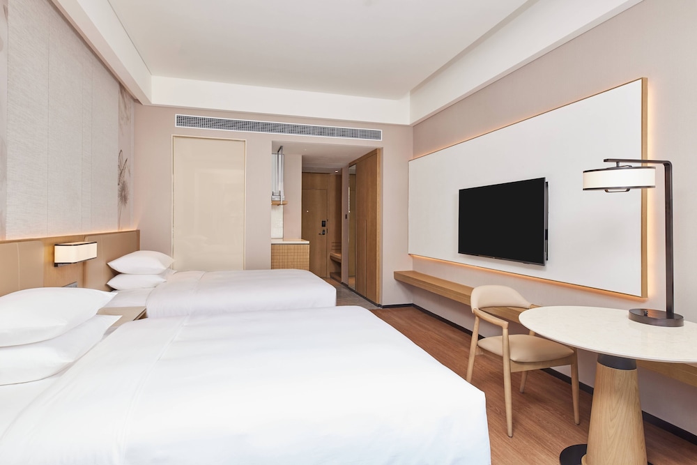 Courtyard By Marriott Jiuzhaigou 8/25