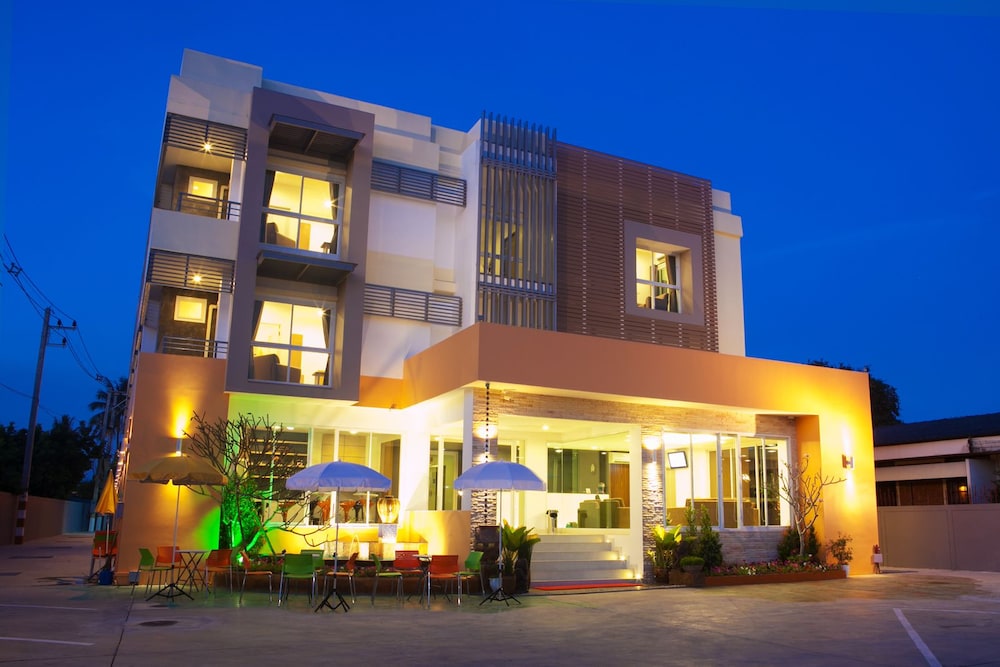 La Belle Hotel Chiang Rai 3/33