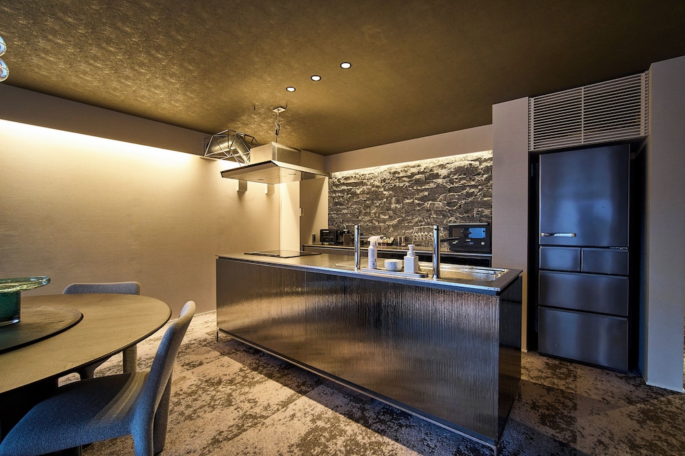 HOTEL MASTAY jingumichi 9/68