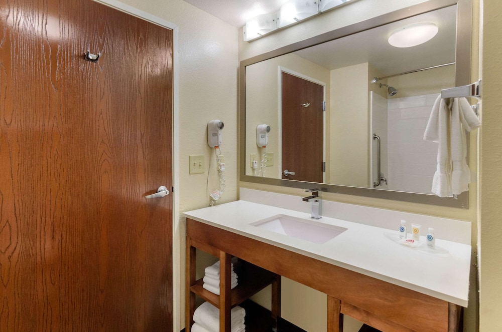 Comfort Suites Abingdon 13/40