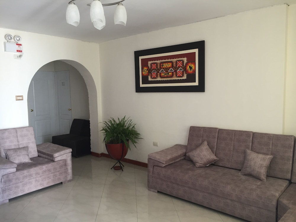 Casa Mores Inn 16/27