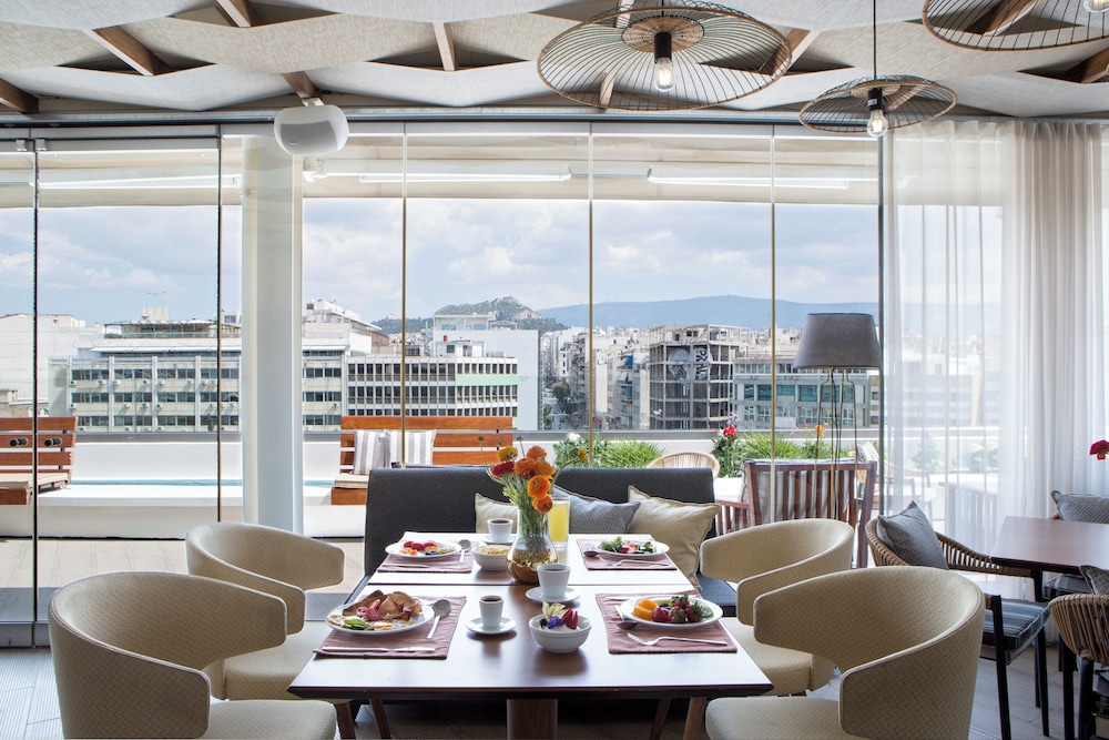 Zeus Essence Wyndham Athens Residence 58/76