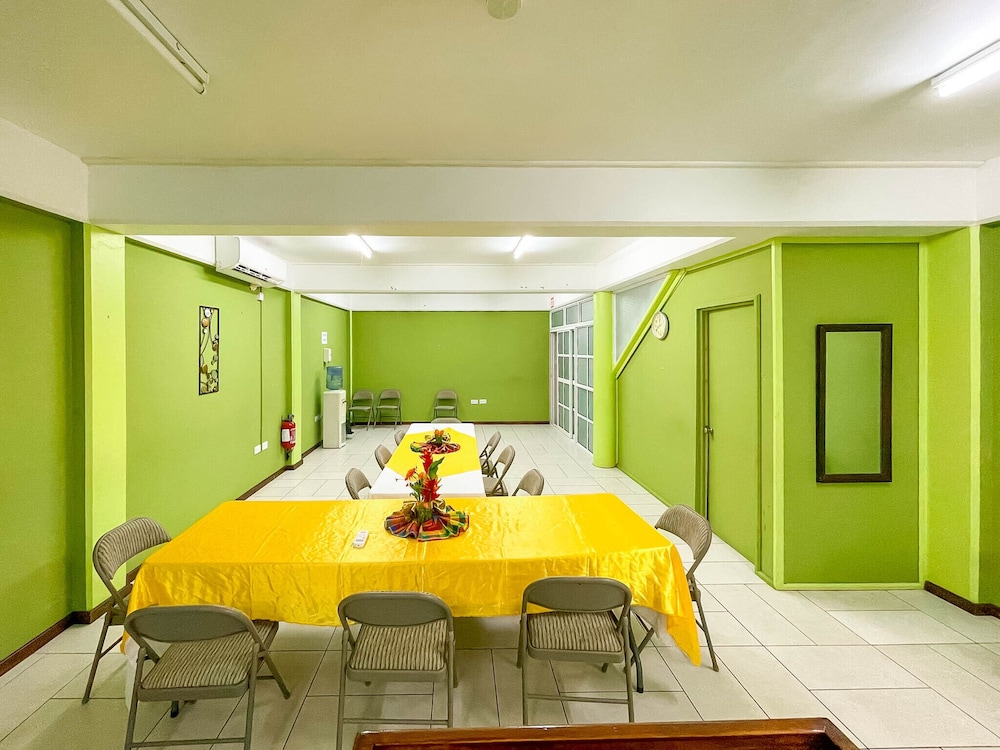 La Flamboyant Hotel 36/50
