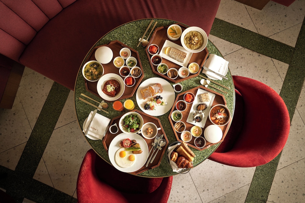 Grand Josun Hill Suite 43/60