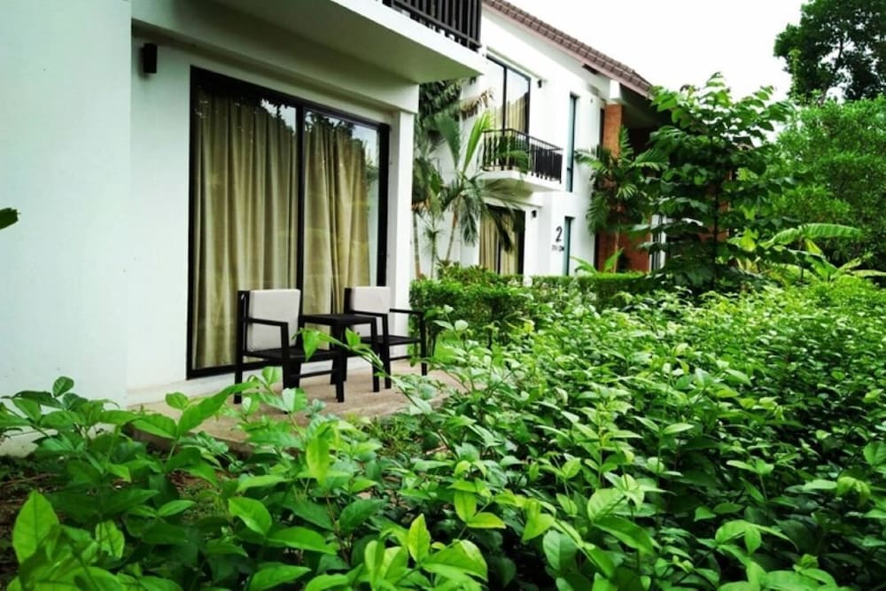 Sukhothai Treasure Resort Spa 69/74